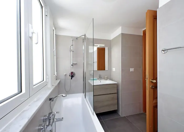 "exclusive Ghetto" By Flatinrome Apartament